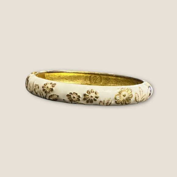 Vintage Floral Enamel Hinged Bangle Bracelet With Gold-Tone Accents - Picture 2 of 4